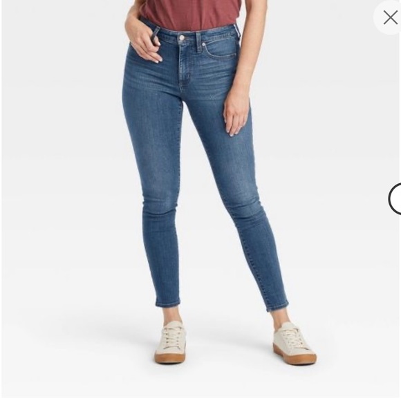 Universal Thread Women's High-Rise Skinny Jeans - Picture 10 of 11